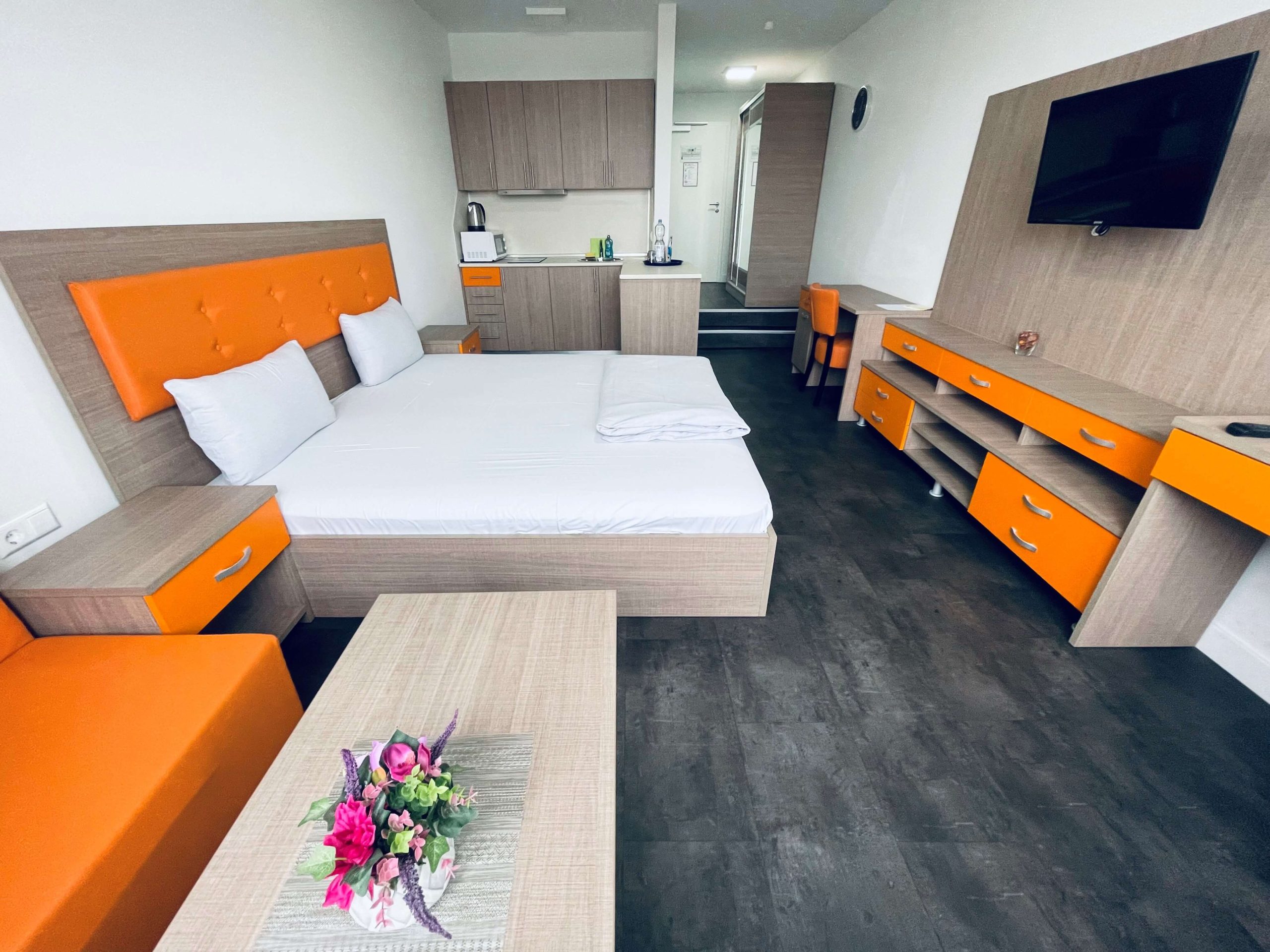 Apartment/Suite